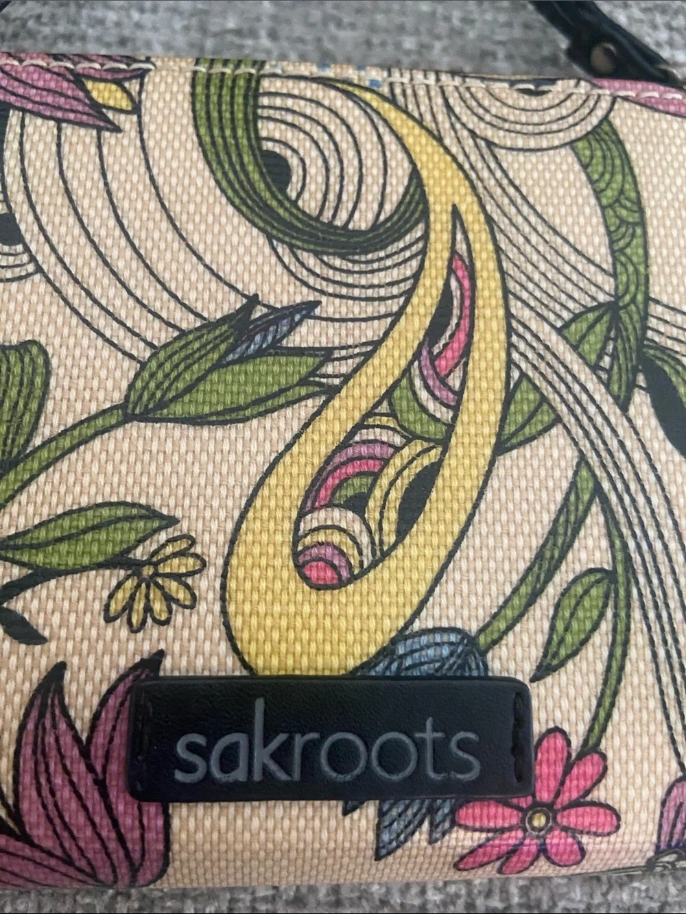 Sakroots Floral Crossbody Wallet - Cream, Pink, Yellow, Green